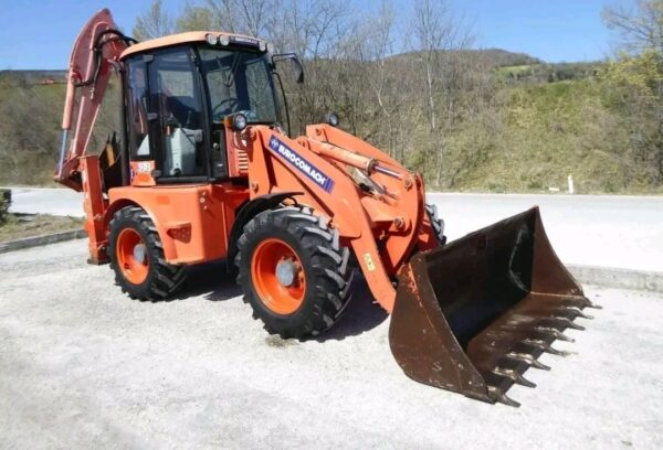 Tractopelle EUROCOMACH E 398 T