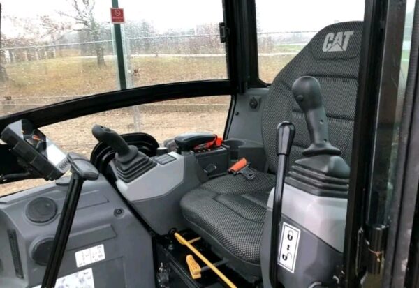 Mini-pelle CATERPILLAR 301.6