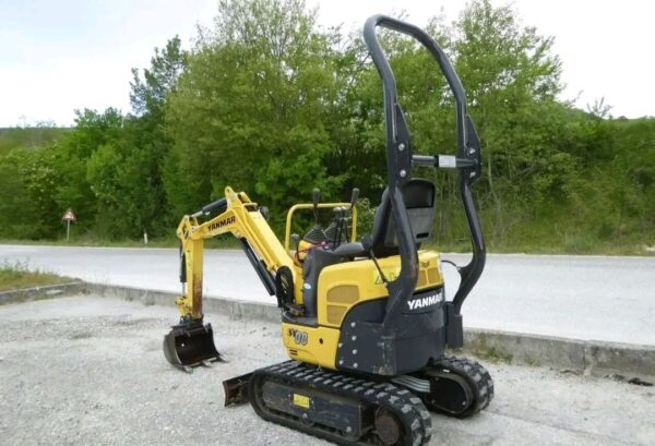 Mini-pelle YANMAR SV08-1AS