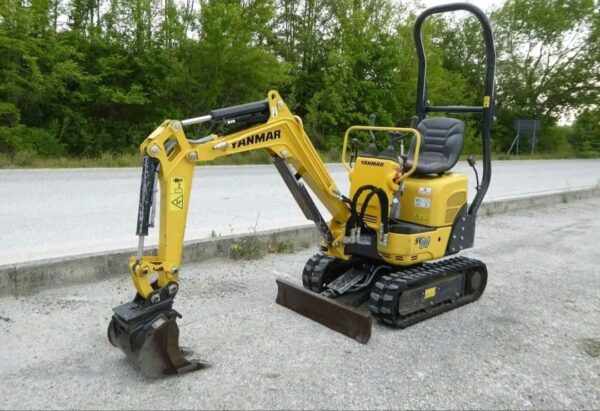 Mini-pelle YANMAR SV08-1AS