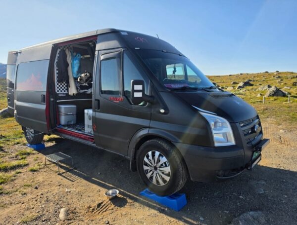 Ford Transit T350M 2,2 TDCI 125