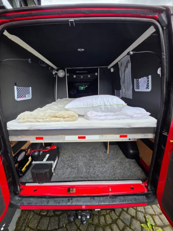 Ford Transit T350M 2,2 TDCI 125