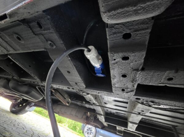 Ford Transit T350M 2,2 TDCI 125
