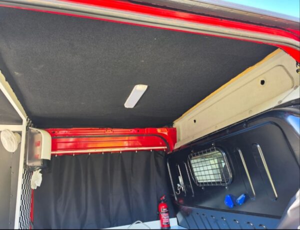 Ford Transit T350M 2,2 TDCI 125